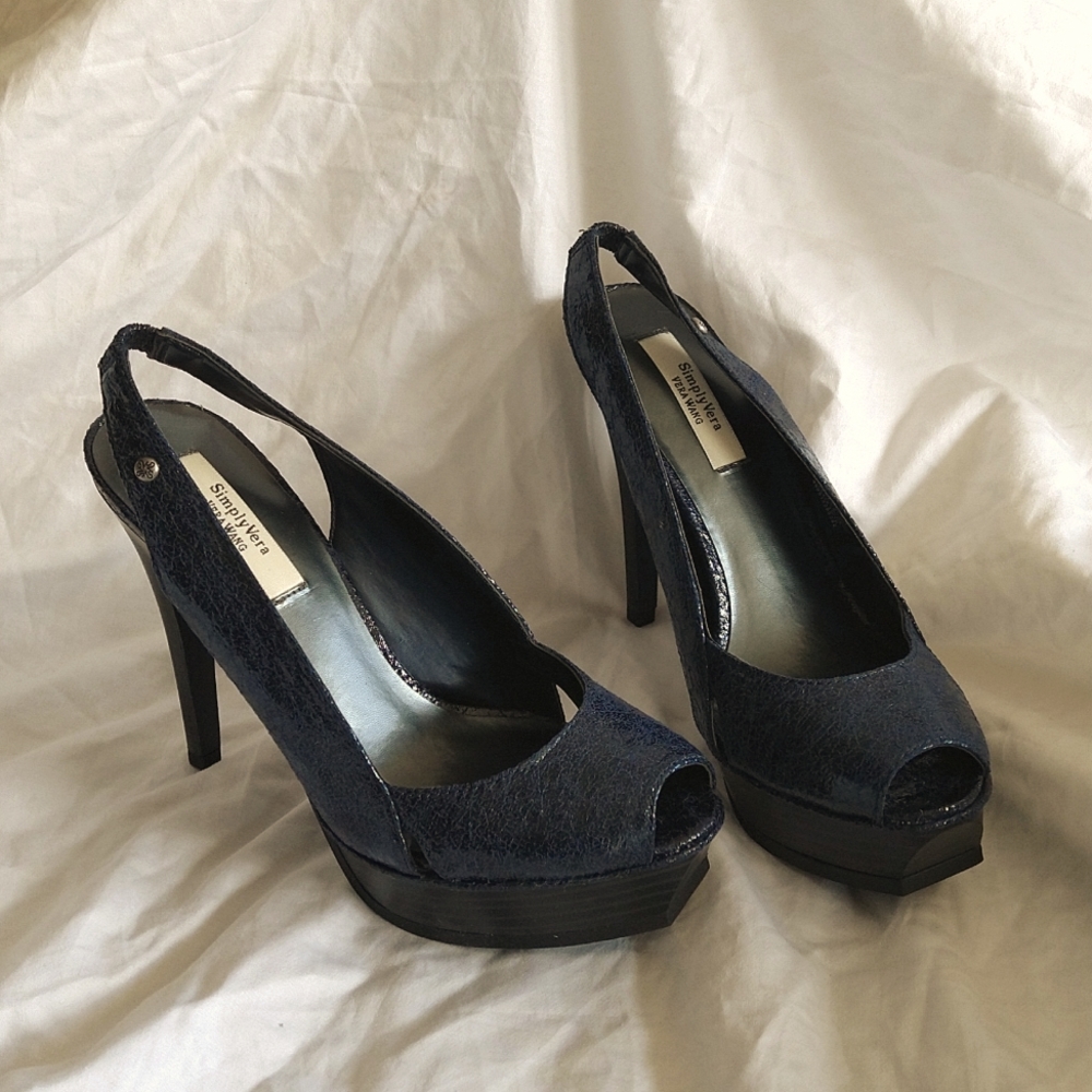 🆕 Simply Vera Vera Wang • blue/black 5" heels